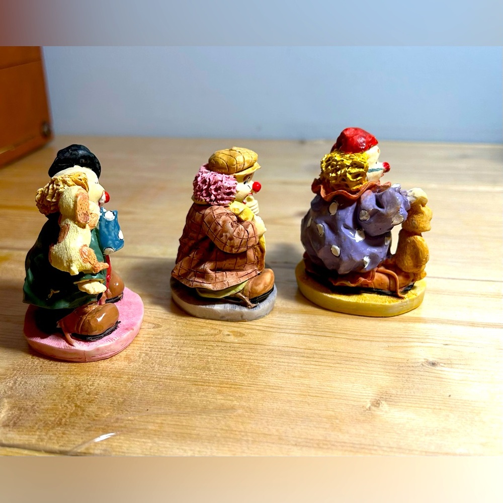 Vintage Circus Clown Figurine Set - Picture 4 of 9